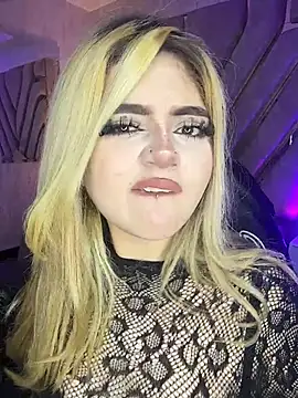 Chat XXX en directo de lya_nekko_