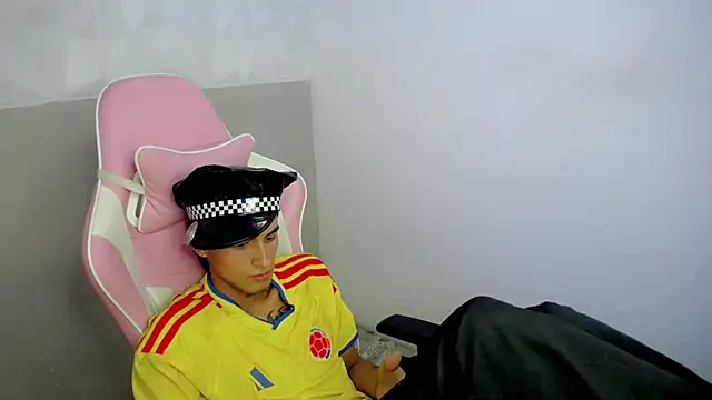 AAA_WHITE Webcamshow