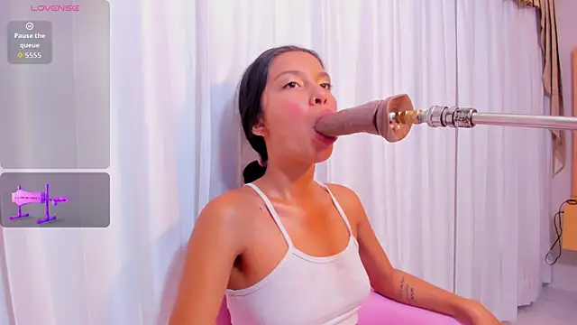 mel_evanss' Webcam Show