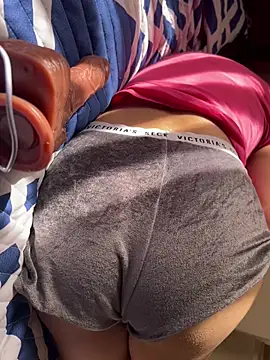 Show modela alaya96 na web-kameri