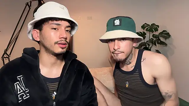 Noah_and_Stevenのウェブカメラショー