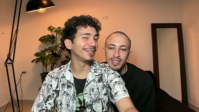 Noah_and_Stevenのウェブカメラショー