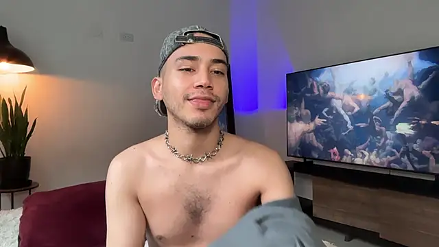 Noah_and_Steven Show in webcam