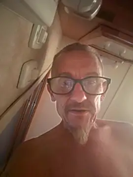 Scottieloco webkamerás műsora