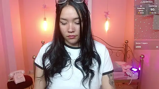 Melody_1_ Live XXX-chat