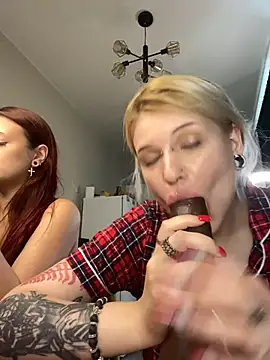 DriveThruCiri Webcam-Show
