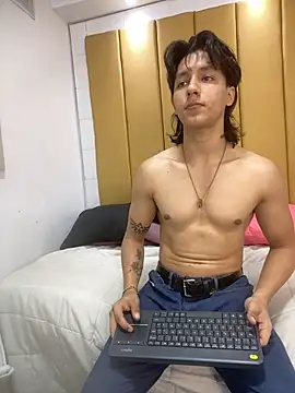 Show de Trevor_Belmont09 na webcam