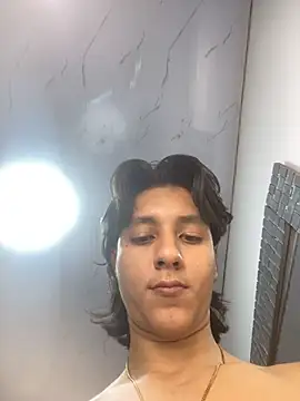Show modela Trevor_Belmont09 na web-kameri