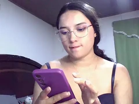 alara-estrella webcam show