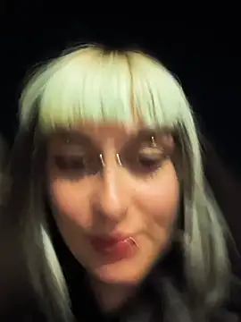 צ'אט XXX בשידור חי של Lola_bunnydoll