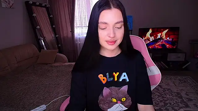 yoursLina Pertunjukan Webcam