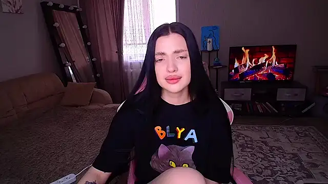 Вебкам-шоу yoursLina