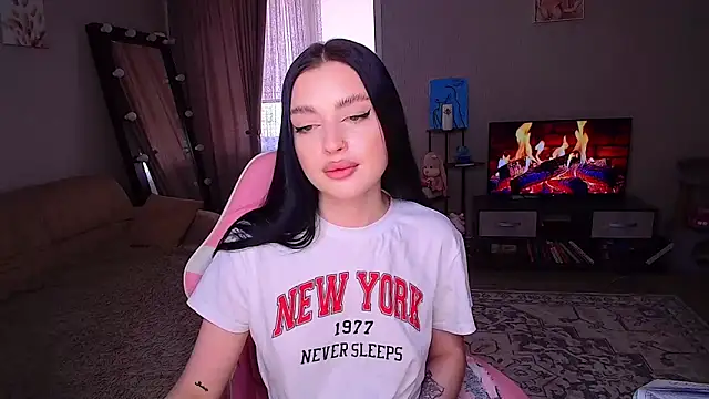 yoursLina's Webcam Show