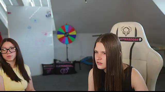 عرض كام Monika_kiss054