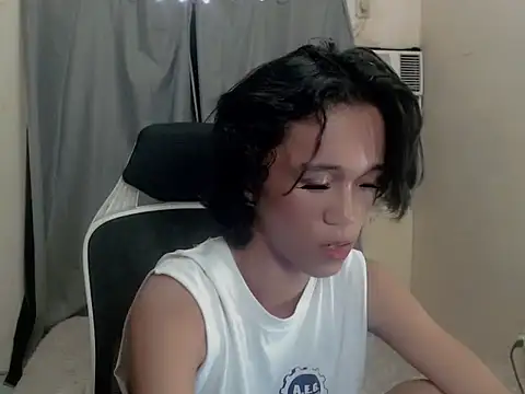 urnaughty_paul Show Webcam