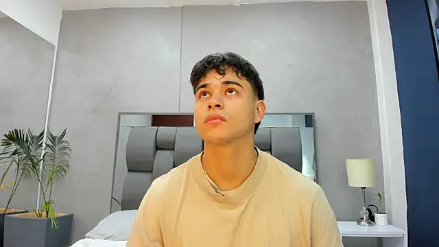 Charlie___Musk webkamerás műsora