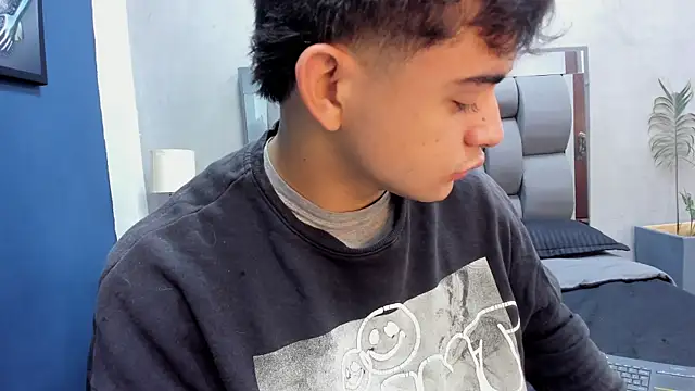 Charlie___Musk Pertunjukan Webcam