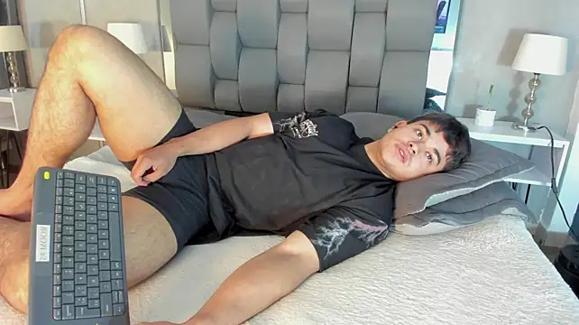 Charlie___Musk 网络视讯表演