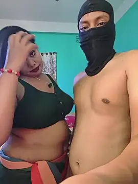 Hot_Cupole Adlı Modelin Web Kamerası Şovu