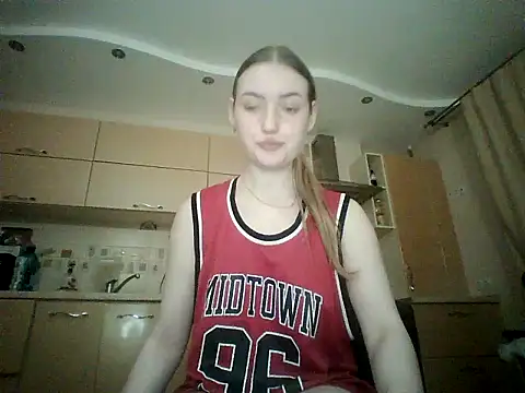 Lisanta Adlı Modelin Canlı XXX Sohbeti