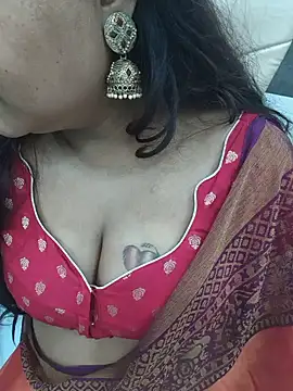 Ashwini-Gowda-91 Pertunjukan Webcam