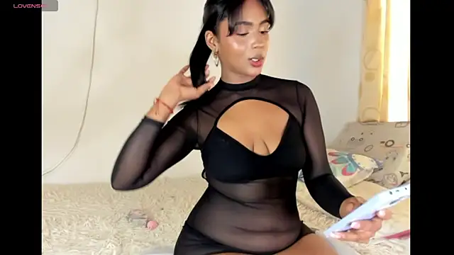 צ'אט XXX בשידור חי של sophi_laraa