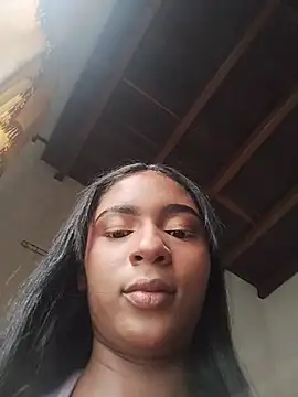sophi_laraa Chat XXX in diretta