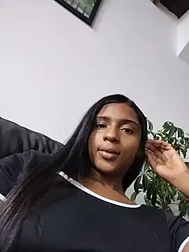 sophi_laraa's Live XXX Chat