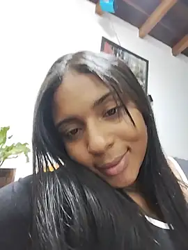 sophi_laraa's Live XXX Chat