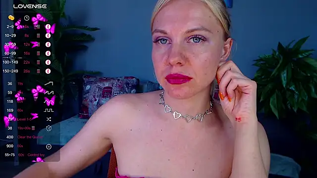 FromRussia's Live XXX Chat