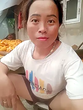Živá chatovací místnost phuongtrinh1