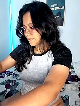 Chat +18 de _Juno ao vivo