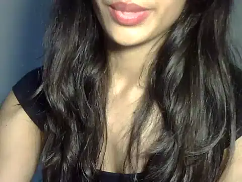 lusty_tanu's Webcam Show