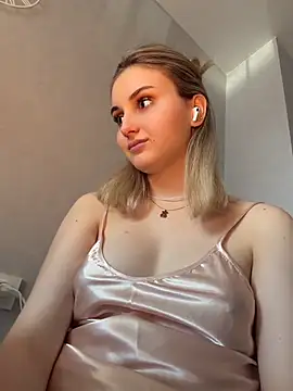 AmeliaLux – Naživo XXX chat