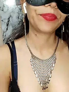 lovelyrosewifey Chat XXX in diretta