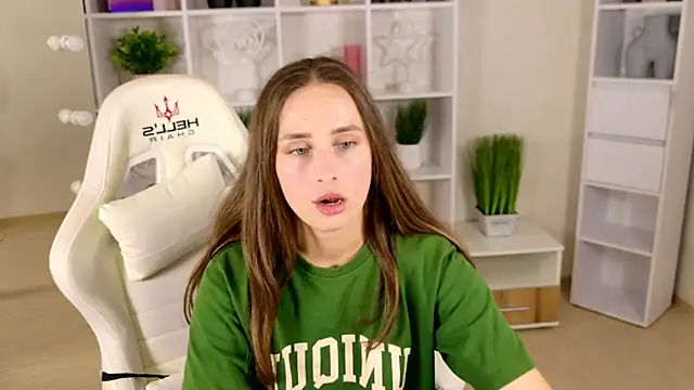 NadinnL's Live XXX Chat