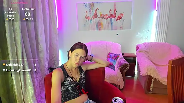 MaryRapunzel Adlı Modelin Canlı XXX Sohbeti