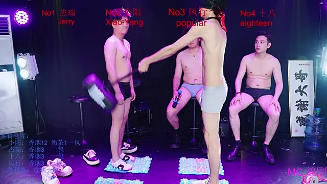 Zouzouboy-001 Webcam Show