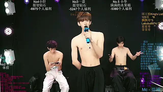 Zouzouboy-001's Webcam Show