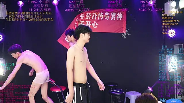 Zouzouboy-001 webcam show