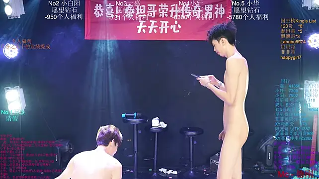 Zouzouboy-001 Show Webcam