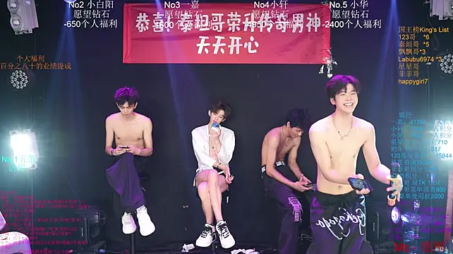 Zouzouboy-001 Webcam show