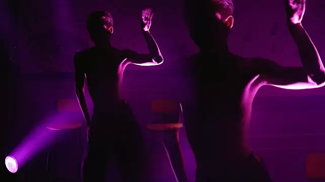 Zouzouboy-001n Live XXX chat