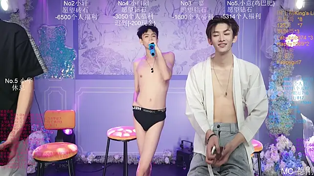 Zouzouboy-001 Webcam-Show