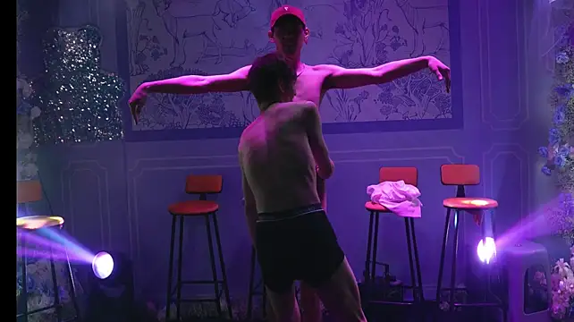 Zouzouboy-001 在線直播表演