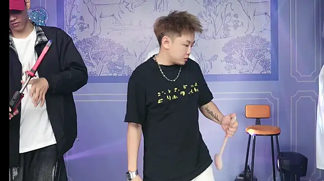 Zouzouboy-001 Webcam show