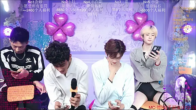 Zouzouboy-001 Webcam show