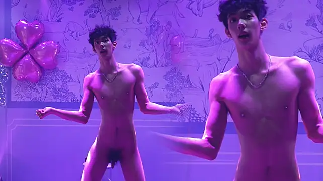 Zouzouboy-001 – webcam-show