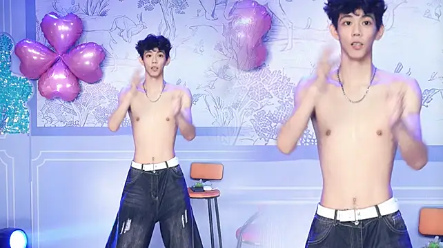 Zouzouboy-001 webcam show