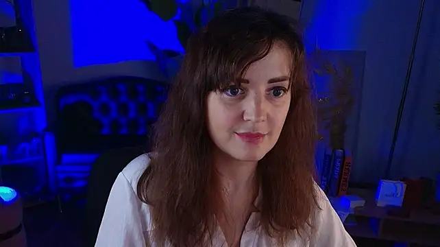 צ'אט XXX בשידור חי של AureliaVane